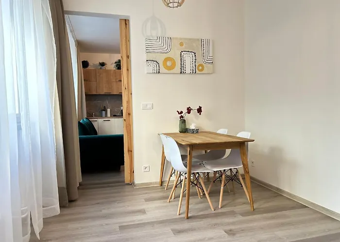 1 In The Bank House *